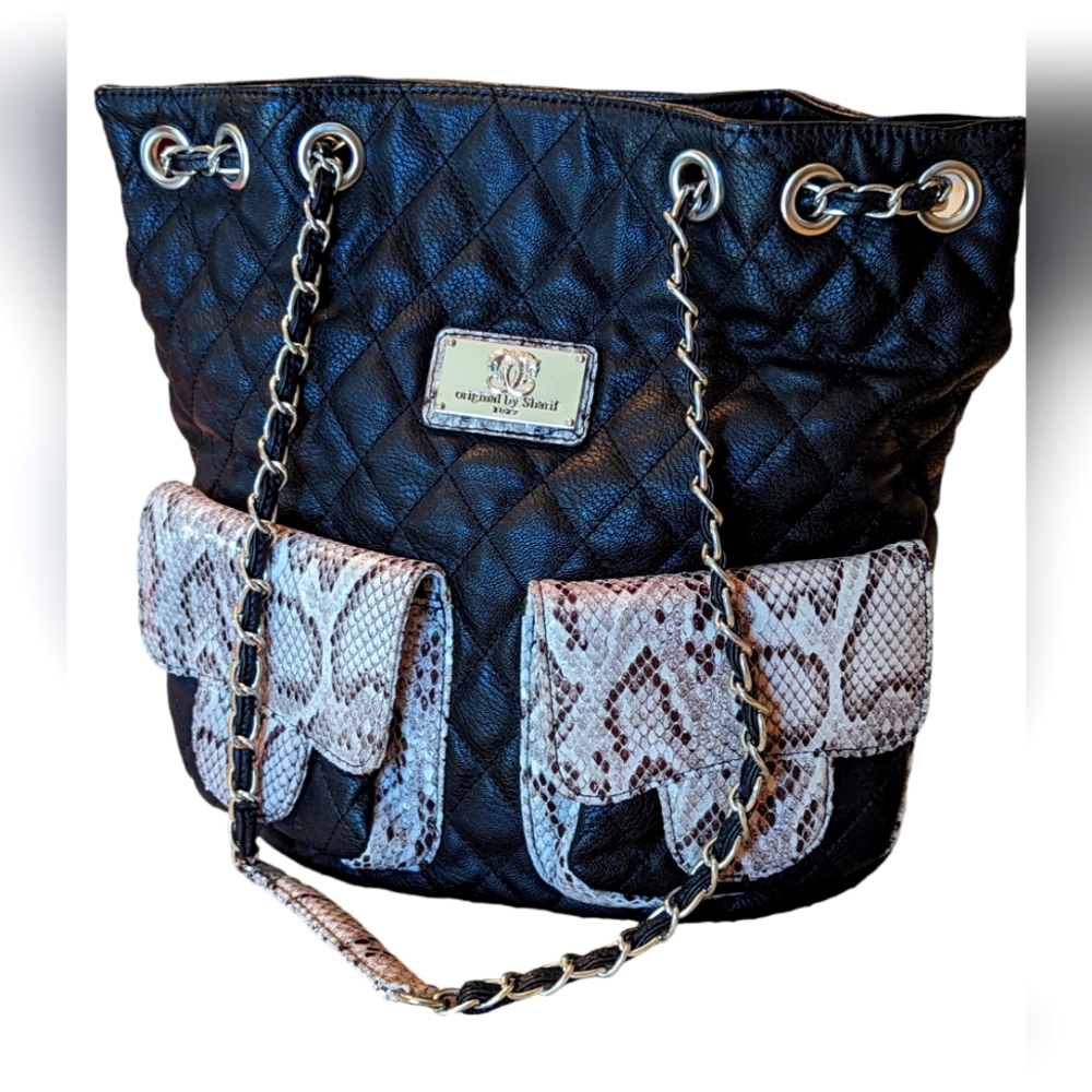 (LIKE NEW) SHARIF CONVERTIBLE Quilted Leather Shoulder Bag Amazing condition